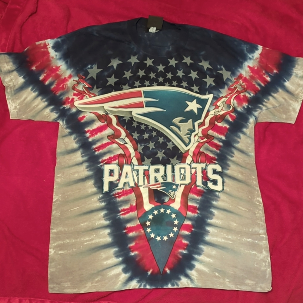NFL TEAM APPAREL PATRIOTS SIZE MED TEE